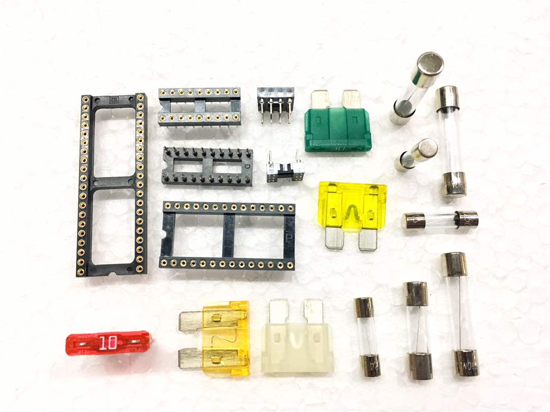 AC Miniature Circuit Breakers - xC60